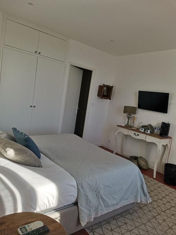 Chambres Lougolin Grasse Exteriör bild